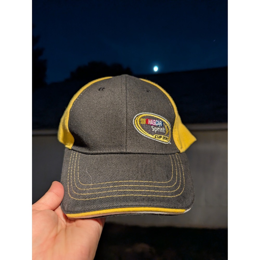 NASCAR Sprint Cup Series Hat Racing Cap Sprint.com/speed‎ Black Yellow